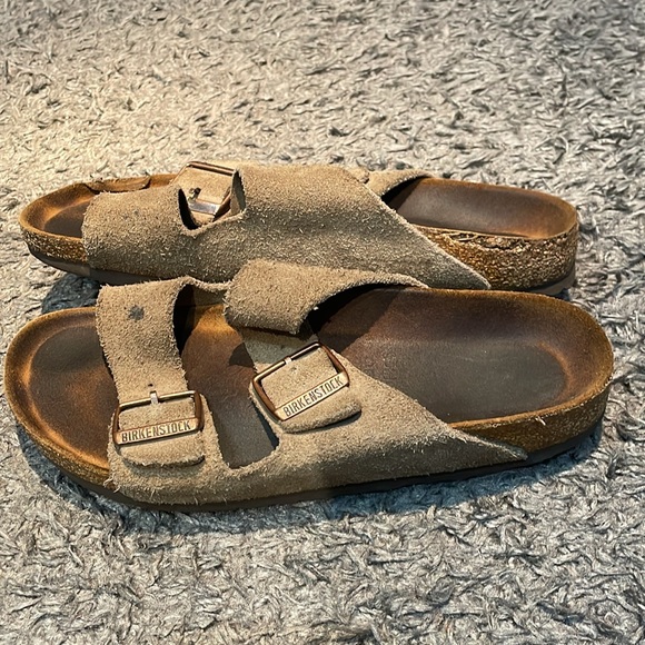 Tan Birkenstock sandals - Picture 4 of 8
